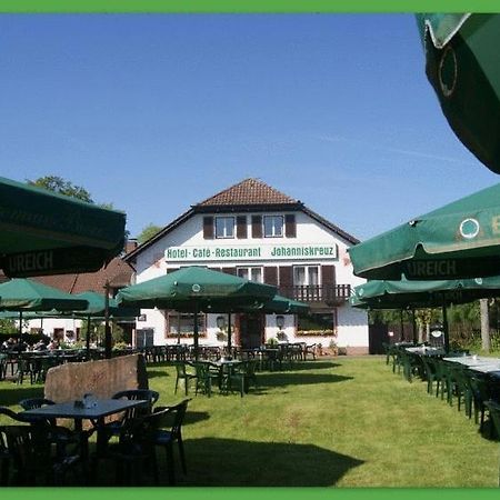 Hotel-Restaurant Johanniskreuz Trippstadt Extérieur photo