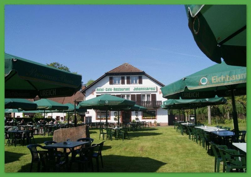 Hotel-Restaurant Johanniskreuz Trippstadt Extérieur photo
