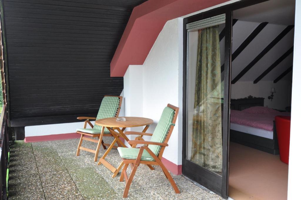 Hotel-Restaurant Johanniskreuz Trippstadt Chambre photo