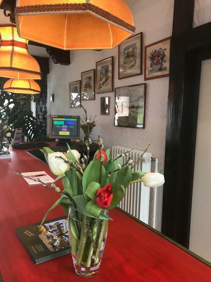 Hotel-Restaurant Johanniskreuz Trippstadt Extérieur photo