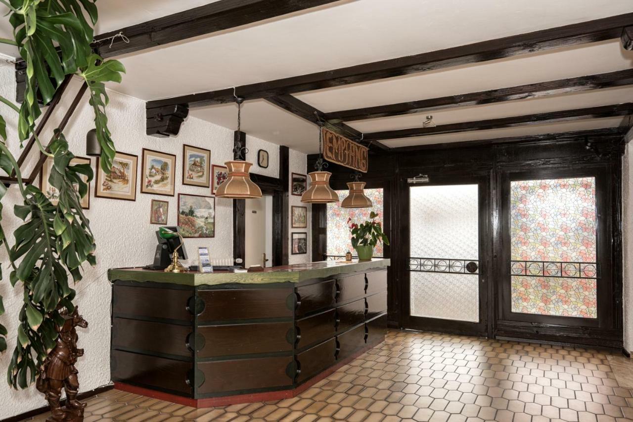 Hotel-Restaurant Johanniskreuz Trippstadt Extérieur photo