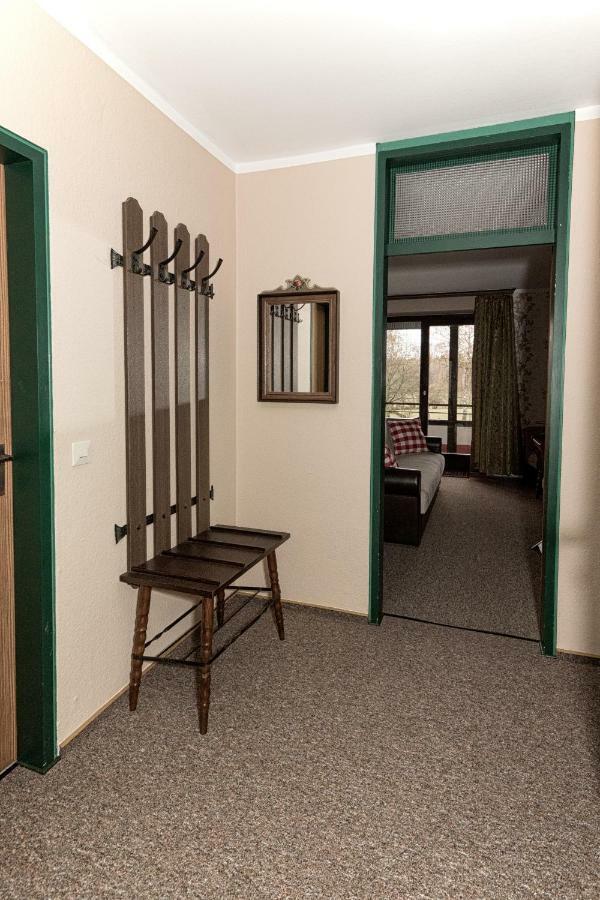 Hotel-Restaurant Johanniskreuz Trippstadt Extérieur photo